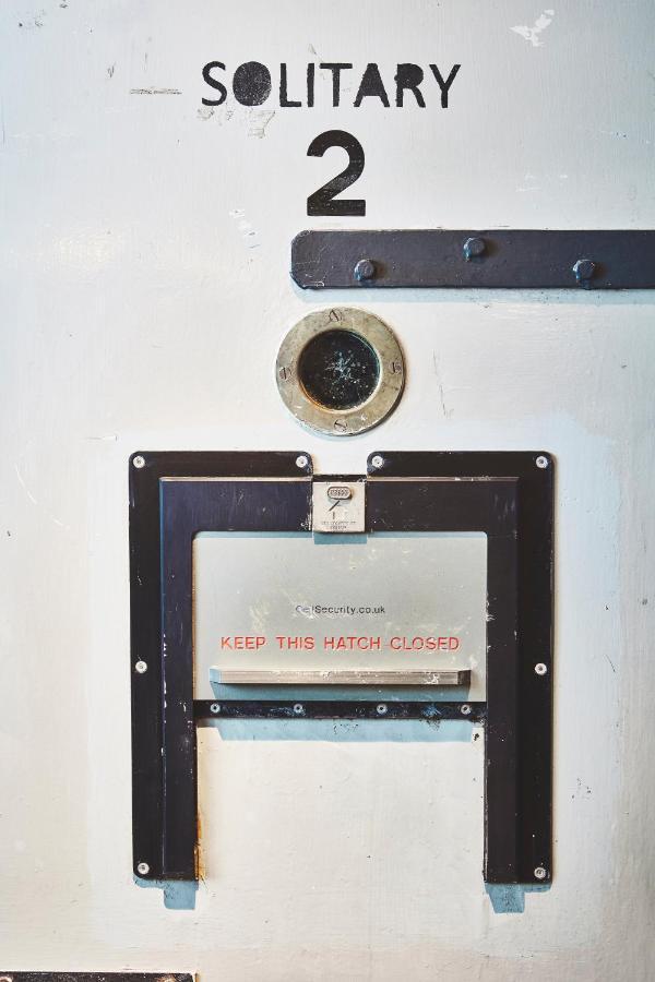Отель Garrison Cells Форт-Уильям Экстерьер фото